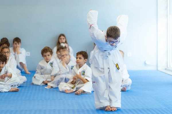 Πειθαρχία εικόνα